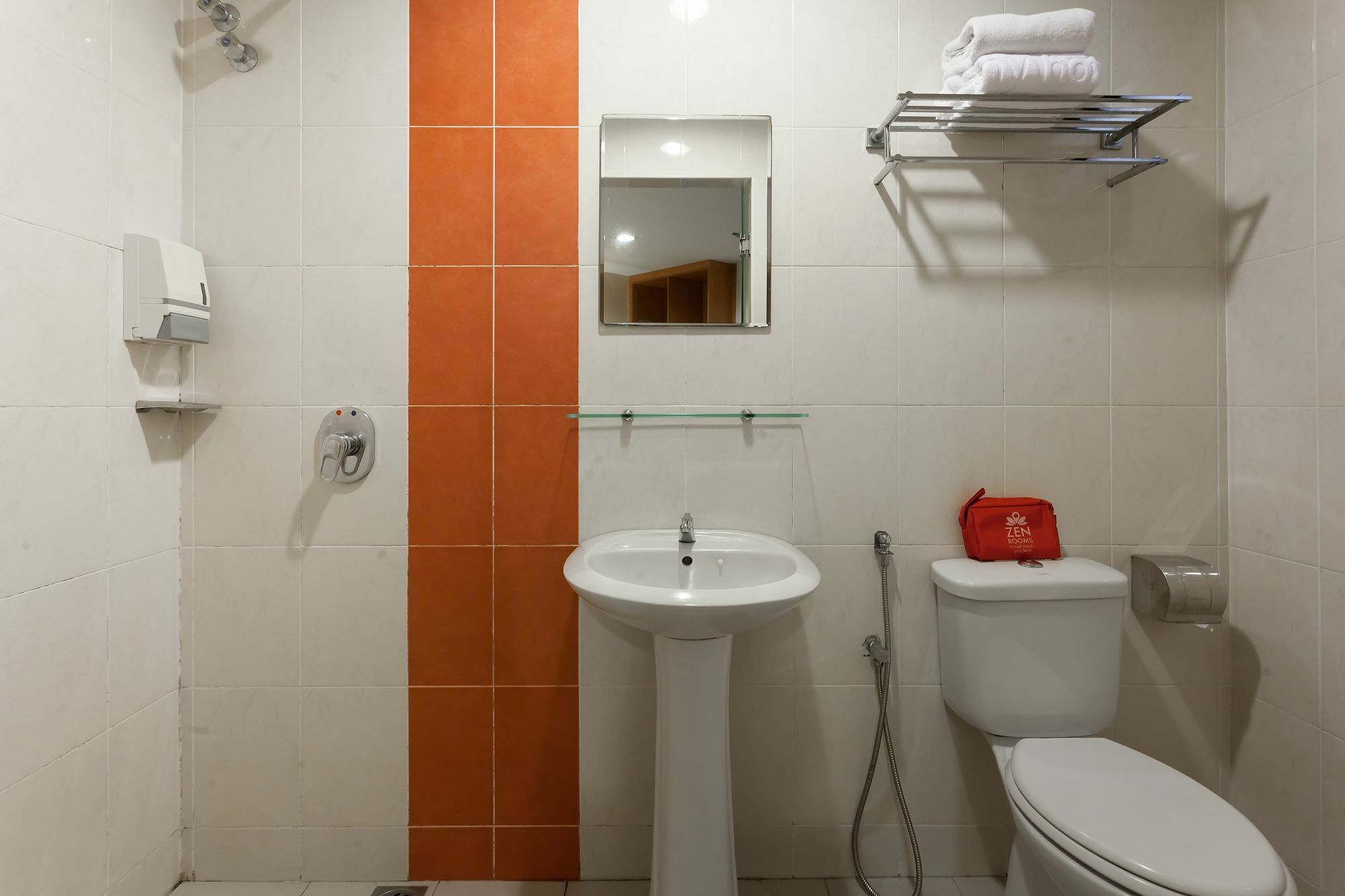 קואלה לומפור Zen Rooms My Hotel @ Sentral מראה חיצוני תמונה